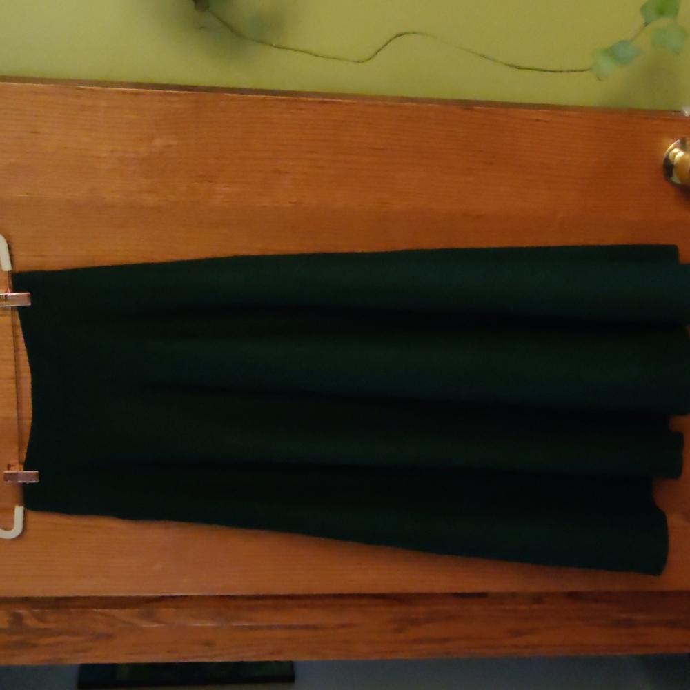 Emerald Green wool/felt midi skirt M/L